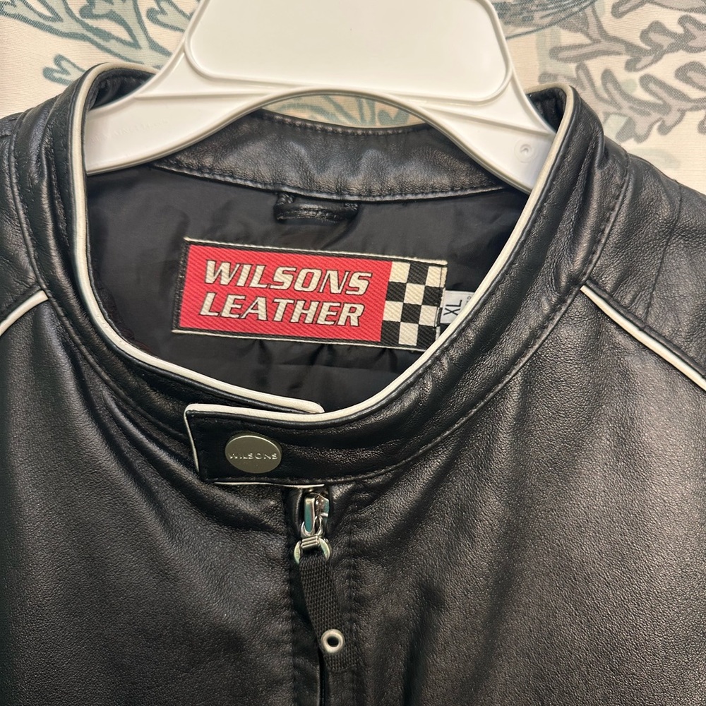 Vintage Black White WILSONS LEATHER Moto Cafe Racer Jacket Men’s XL - Picture 2 of 10